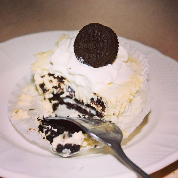 Easy Oreo Cheesecake Cupcakes Easy Oreo Cheesecake Cupcakes