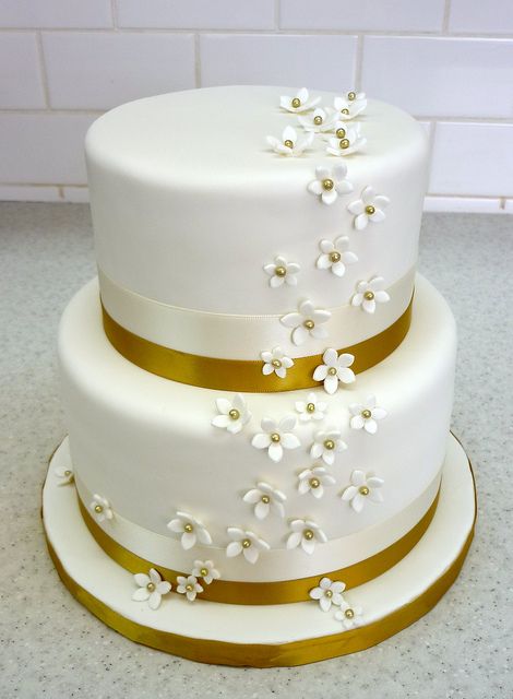 11 Photos of 50th Wedding Anniversary Cakes With Real Flowers 11 Photos of 50th Wedding Anniversary Cakes With Real Flowers