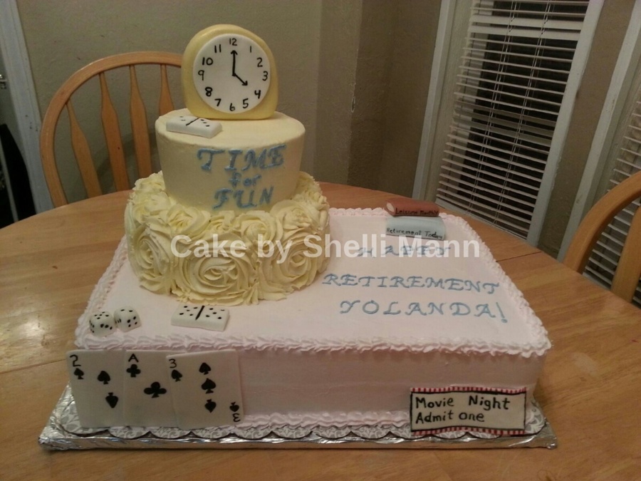 Retirement Cake with Cards Retirement Cake with Cards