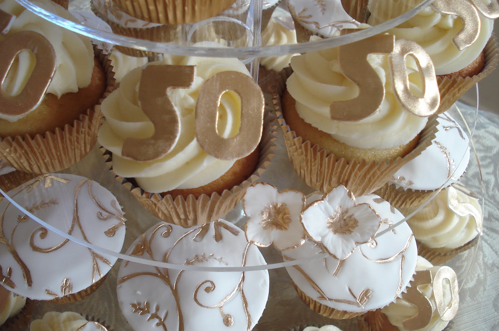 50th Wedding Anniversary Cupcake Idea 50th Wedding Anniversary Cupcake Idea