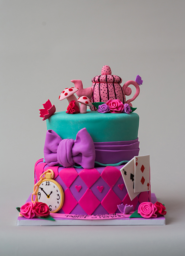 Alice in Wonderland Mad Hatter Cake