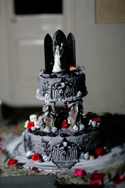 Cool Halloween Wedding Cake Cool Halloween Wedding Cake
