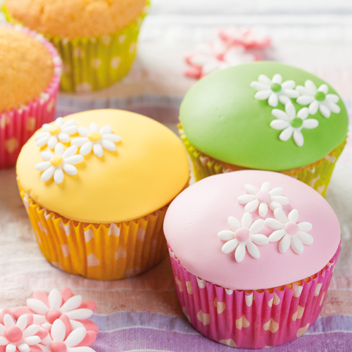 Cupcake Cake with Fondant Cupcake Cake with Fondant