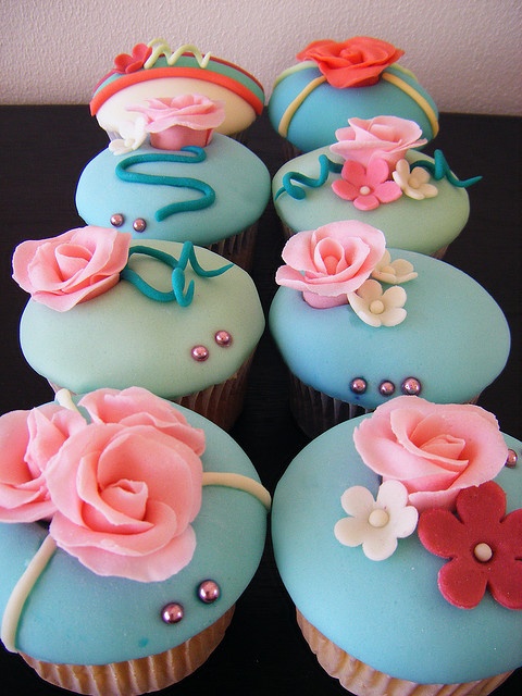 11 Photos of Pretty Fondant Cupcakes 11 Photos of Pretty Fondant Cupcakes