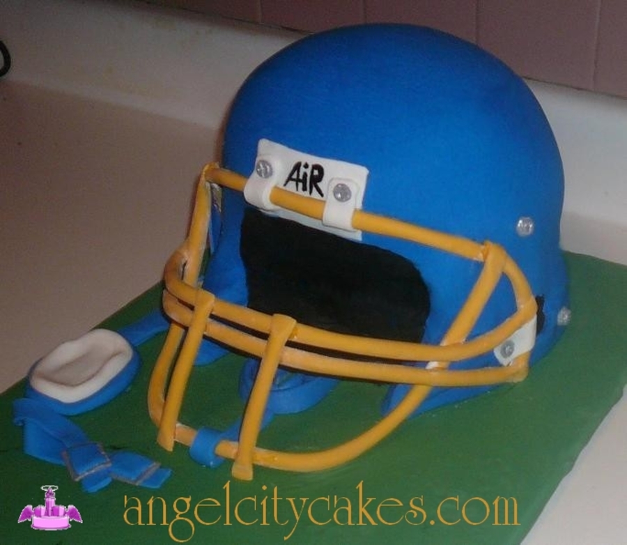Football Helmet Cake Football Helmet Cake