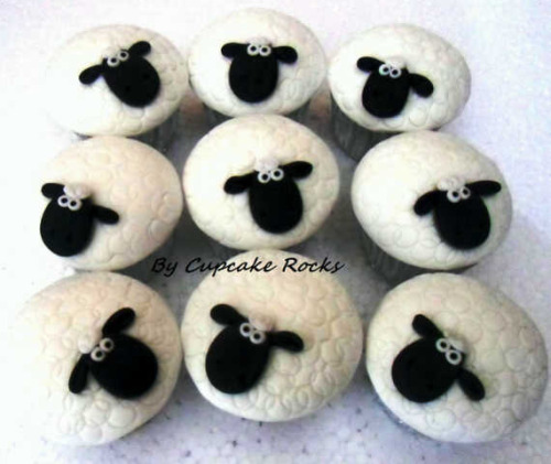 Shawn the Sheep Cupcakes Shawn the Sheep Cupcakes