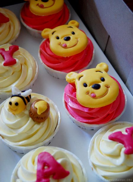Winnie the Pooh Themed Cupcakes Winnie the Pooh Themed Cupcakes