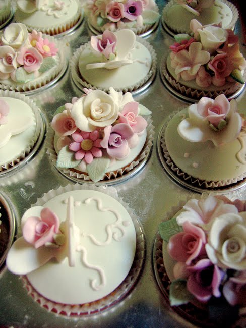 Beautiful Wedding Cupcakes Beautiful Wedding Cupcakes