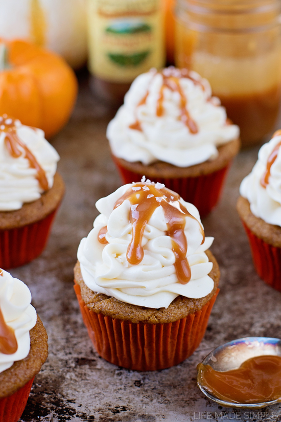 Caramel Pumpkin Cupcakes with Cream Cheese Frosting Caramel Pumpkin Cupcakes with Cream Cheese Frosting