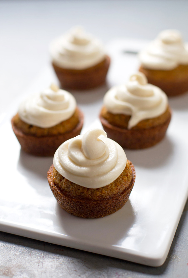 Carrot Cake Cupcakes with Cream Cheese Icing Carrot Cake Cupcakes with Cream Cheese Icing