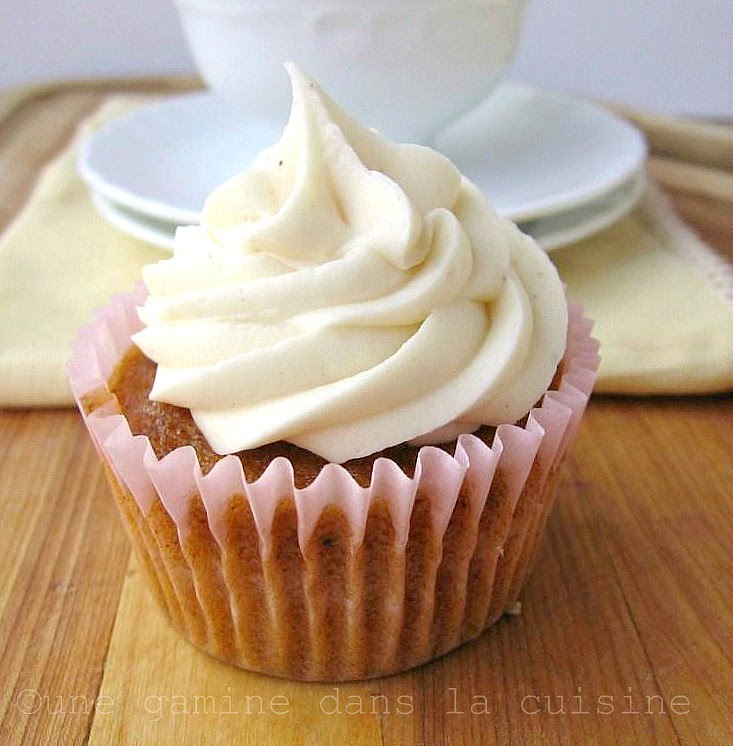 Carrot Cake Cupcakes with Cream Cheese Icing Carrot Cake Cupcakes with Cream Cheese Icing