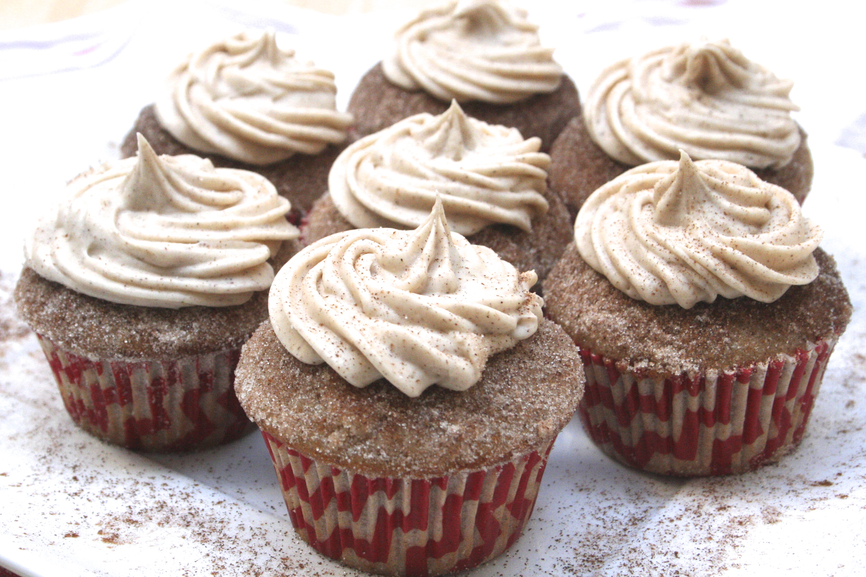 Churro Cupcakes with Cream Cheese Frosting Churro Cupcakes with Cream Cheese Frosting