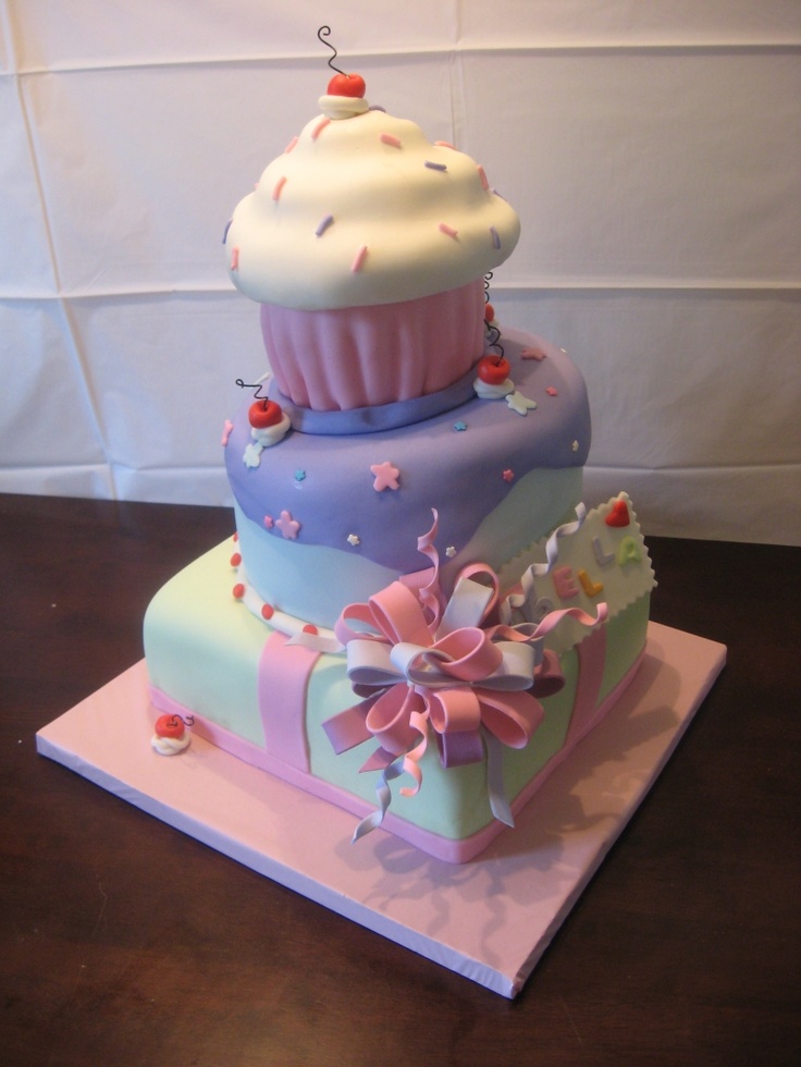 11 Cupcake Birthday Cakes Photo Cupcake Themed Birthday Cake