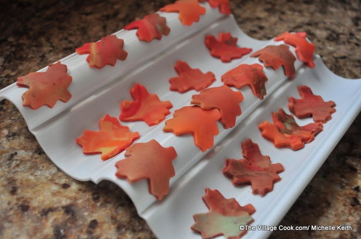 Fall Fondant Leaves Cupcakes Fall Fondant Leaves Cupcakes