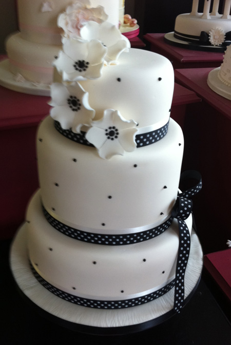 Latest Wedding Cake Designs