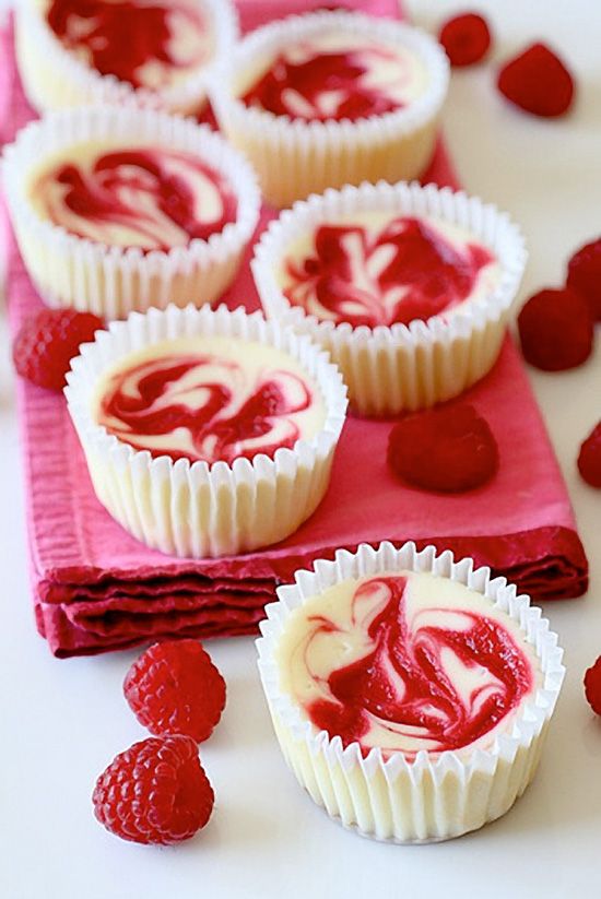 Raspberry Swirl Cheesecake Cupcakes Raspberry Swirl Cheesecake Cupcakes