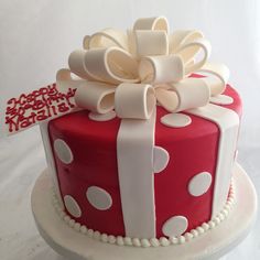 Round Gift Box Cake Round Gift Box Cake