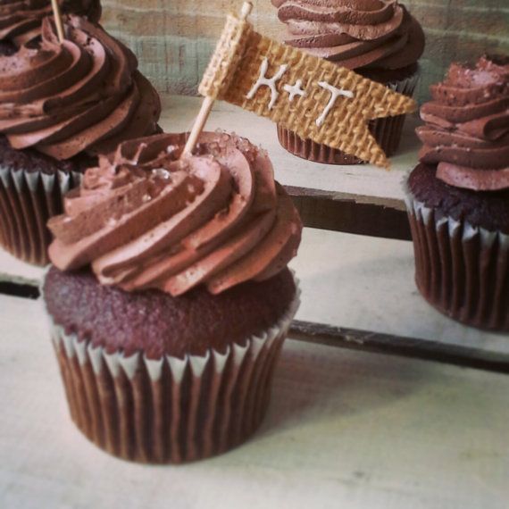 Rustic Burlap Wedding Cupcakes Rustic Burlap Wedding Cupcakes