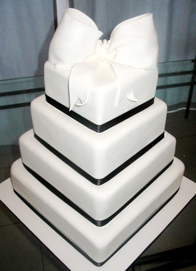 Square Wedding Cake with Bow Square Wedding Cake with Bow