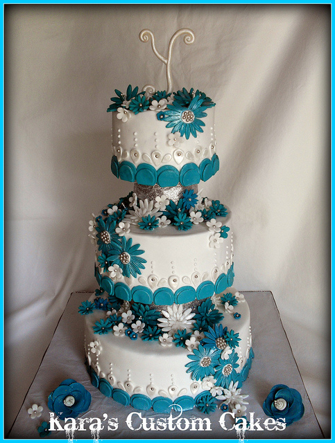 White and Teal Wedding Cake White and Teal Wedding Cake