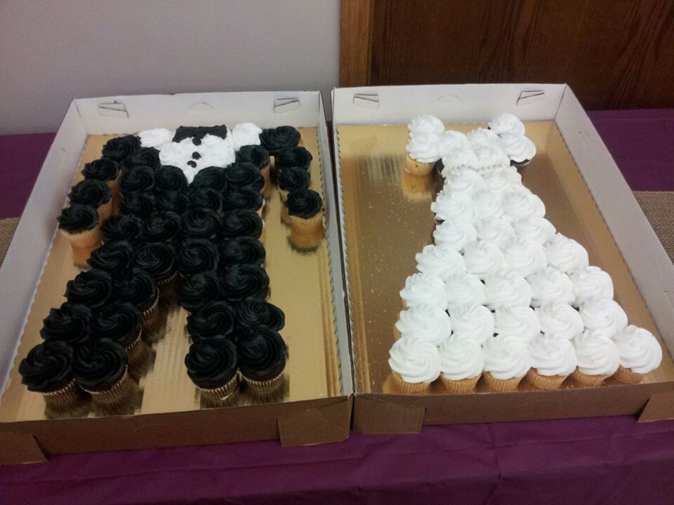 Bride and Groom Cupcake Cakes Bride and Groom Cupcake Cakes