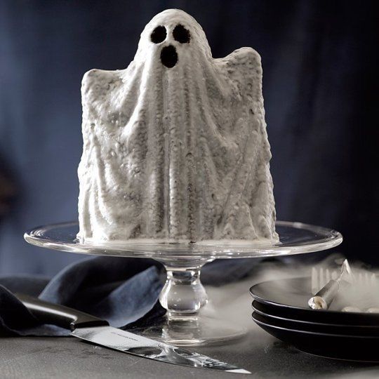 Cake Shaped as a Halloween Ghost Cake Shaped as a Halloween Ghost