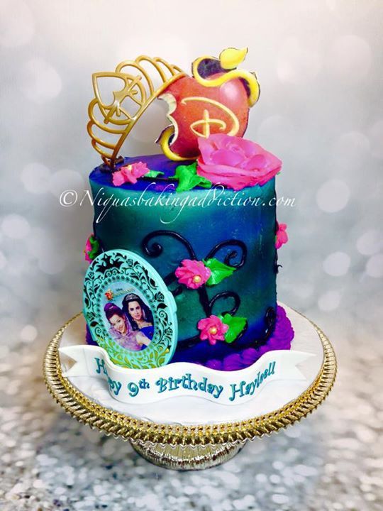 Descendants 2 Birthday Cake