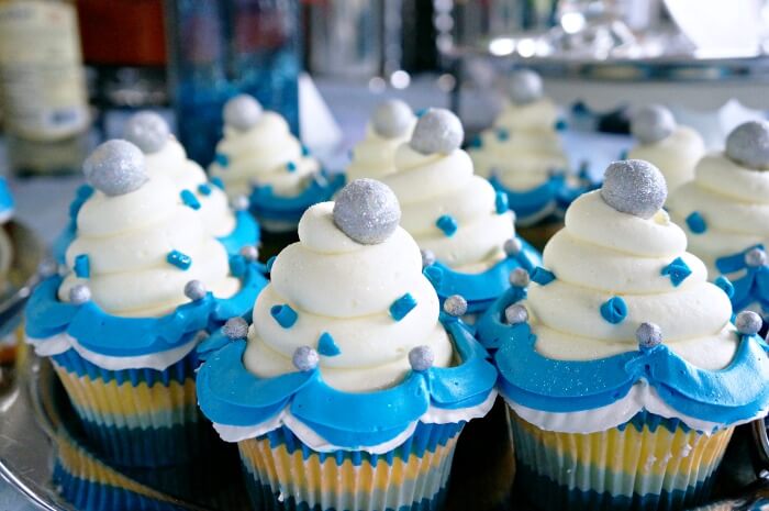 Disneyland Celebration Diamond Cupcake Disneyland Celebration Diamond Cupcake