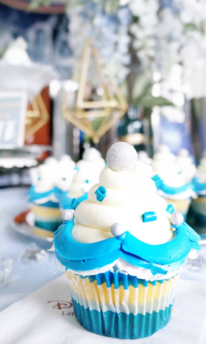 Disneyland Celebration Diamond Cupcake Disneyland Celebration Diamond Cupcake