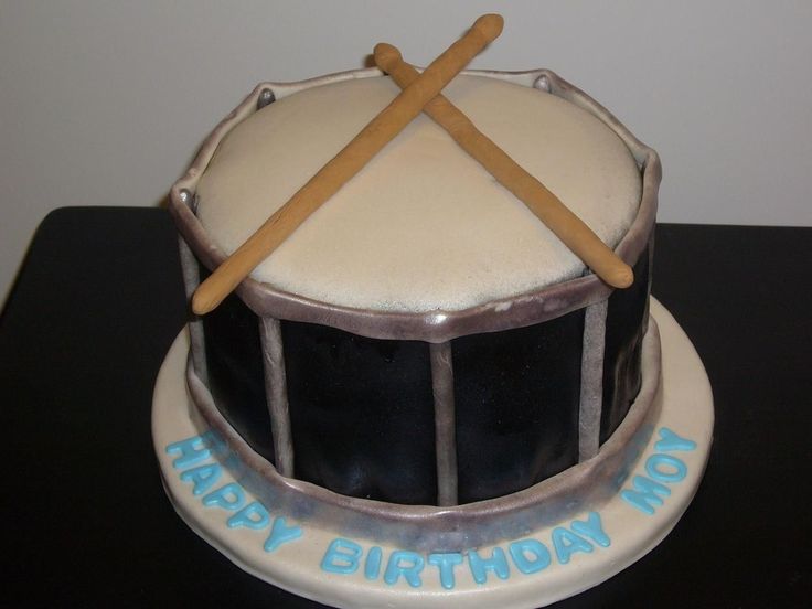 Drum-Shaped Birthday Cakes Drum-Shaped Birthday Cakes