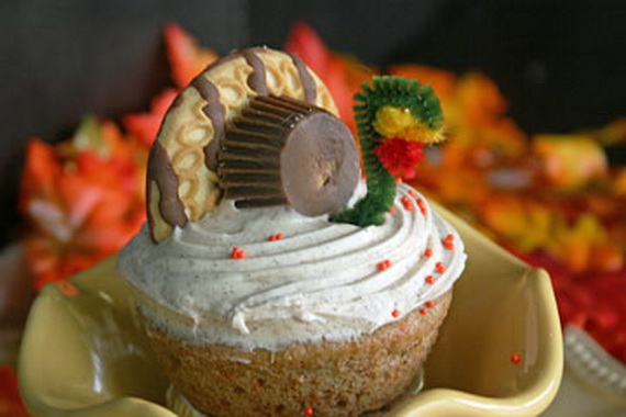 Easy Thanksgiving Cupcake Decorating Ideas