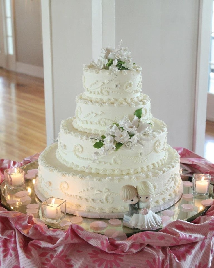 Giant Eagle Bakery Wedding Cakes