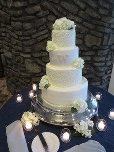 Giant Eagle Wedding Cakes