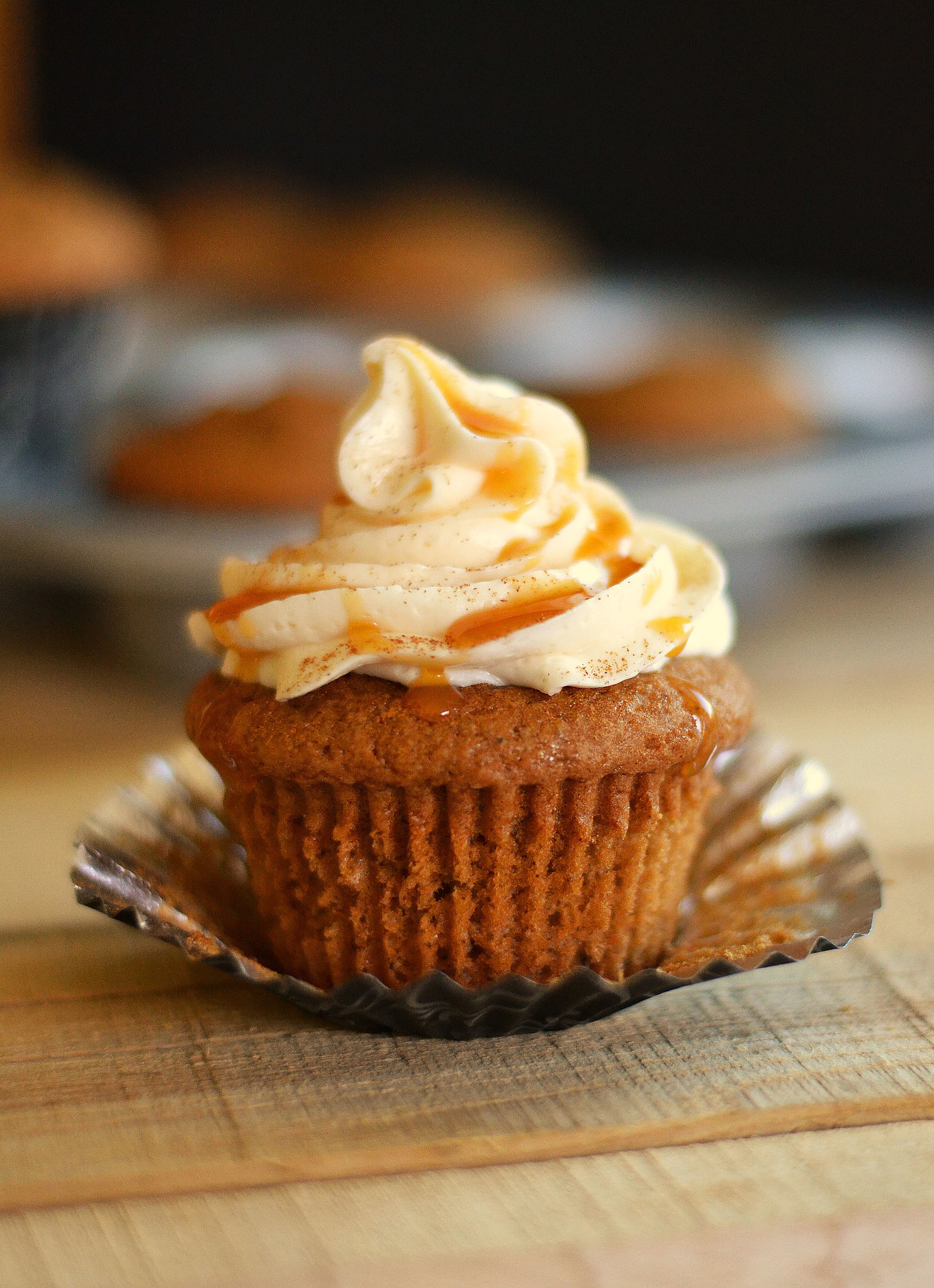 Pumpkin Cinnamon Cupcakes with Cream Cheese Frosting Pumpkin Cinnamon Cupcakes with Cream Cheese Frosting
