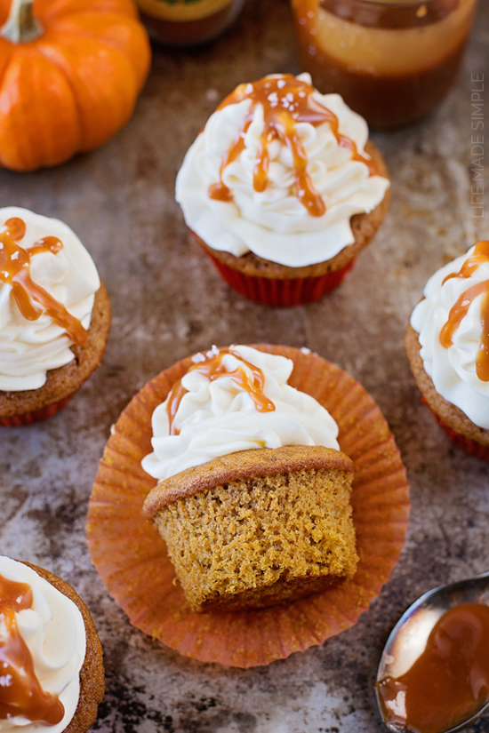 Pumpkin Cupcakes with Cream Cheese Frosting Pumpkin Cupcakes with Cream Cheese Frosting