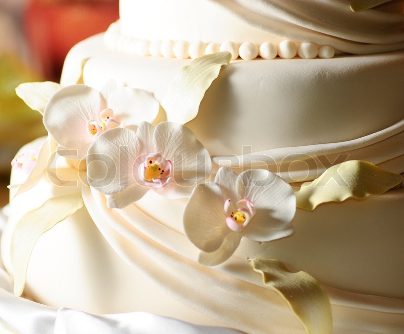 White Wedding Cake with Icing