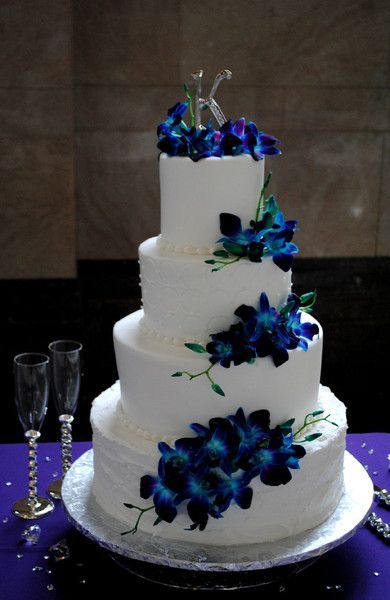 Blue and Purple Wedding Cake Ideas