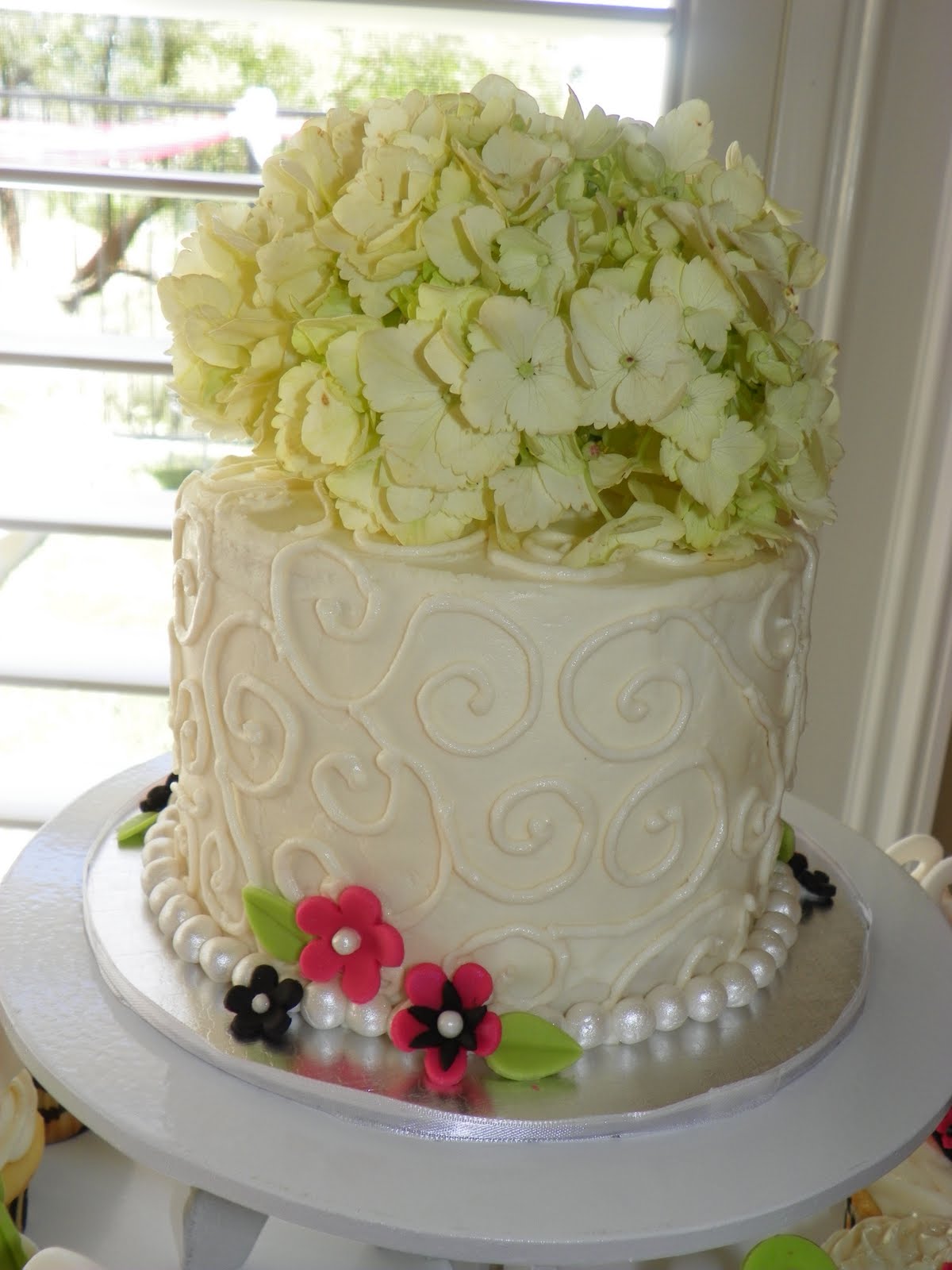 Bridal Shower Mini Cupcake Cake