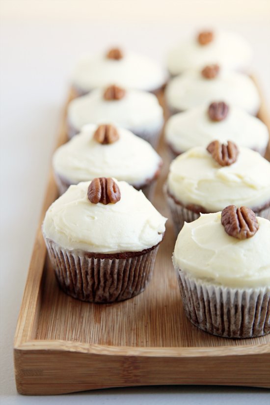 Carrot Cupcakes with Cream Cheese Frosting Carrot Cupcakes with Cream Cheese Frosting