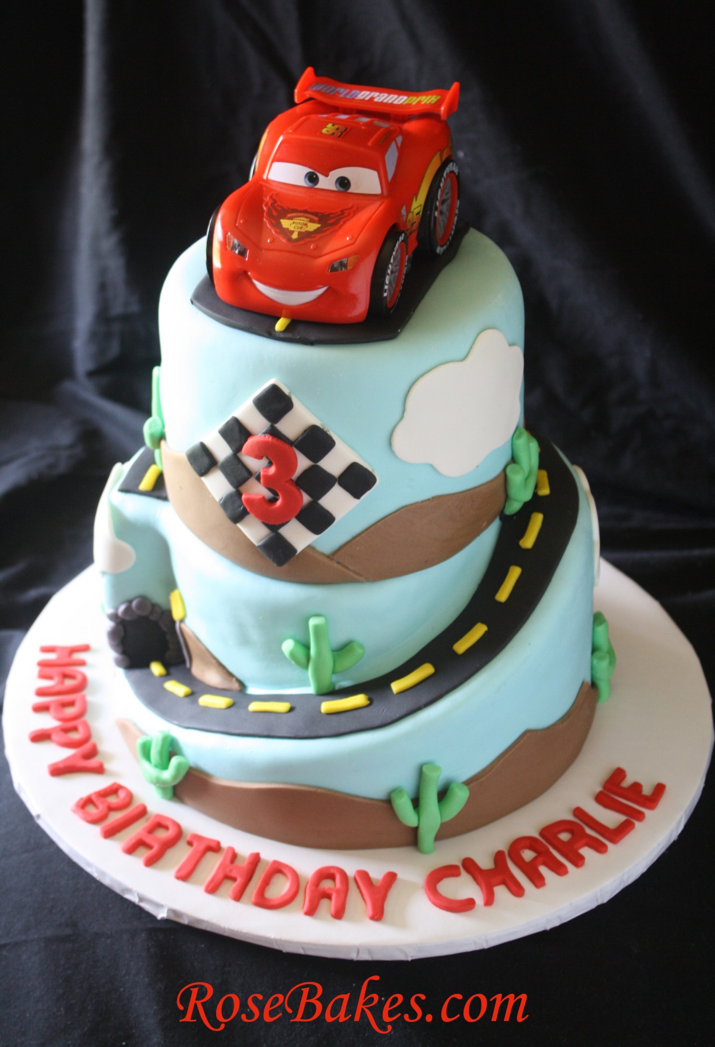 Cars 2 Lightning McQueen Cake Cars 2 Lightning McQueen Cake