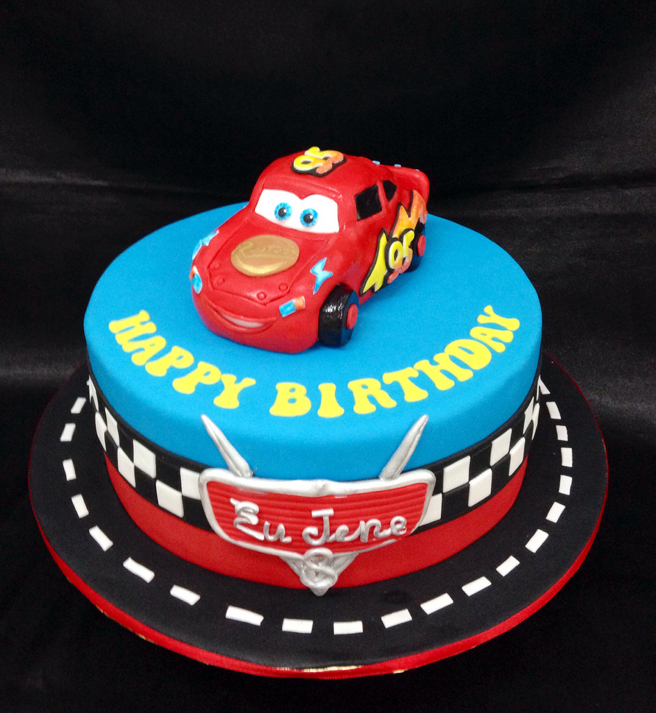 Cars Lightning McQueen Cake Cars Lightning McQueen Cake