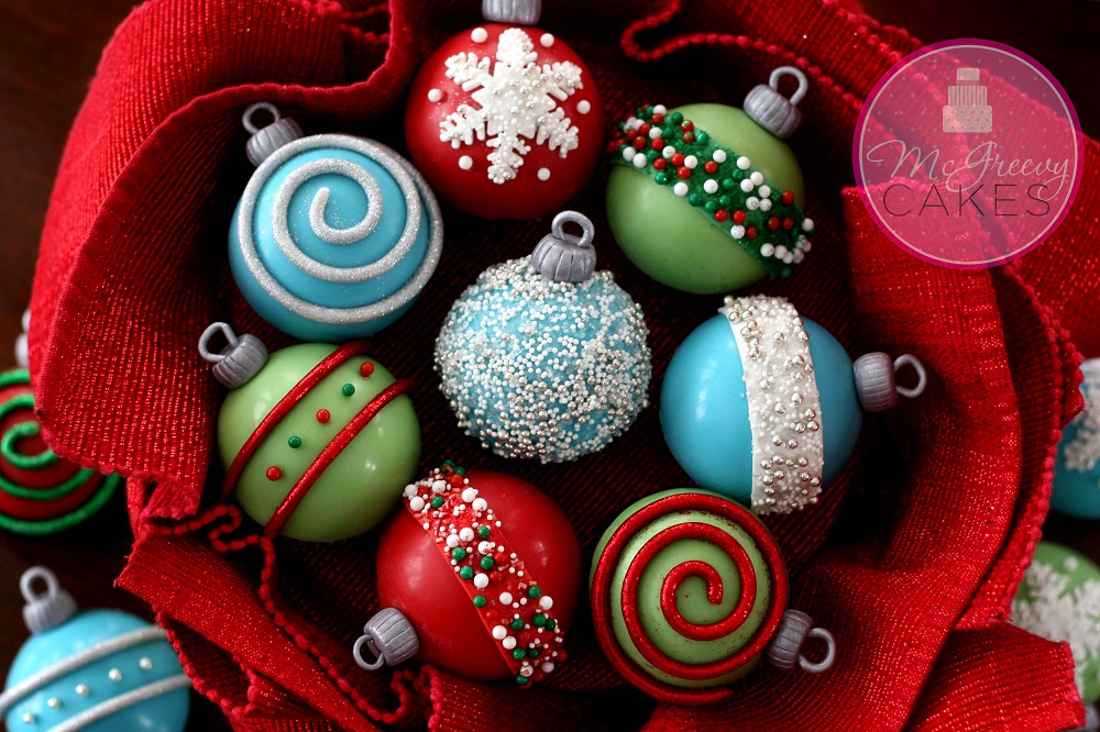 Christmas Ornament Cake Christmas Ornament Cake
