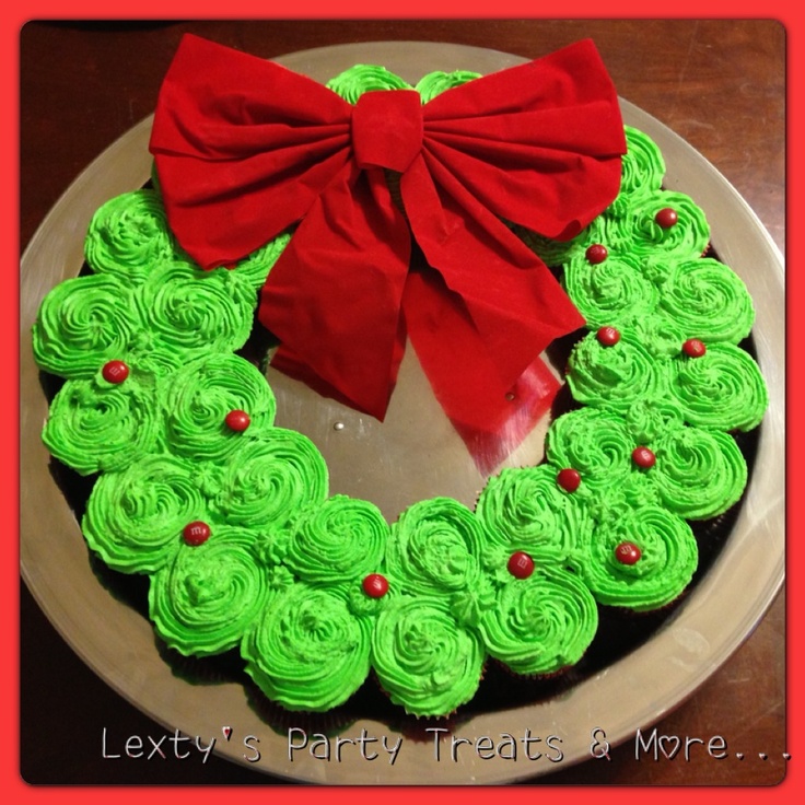 Christmas Wreath Cupcake Cakes Ideas