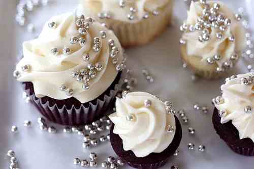 Cupcake Wedding Cakes with Silver