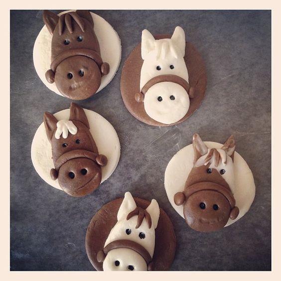 Fondant Horse Cupcake Toppers Fondant Horse Cupcake Toppers