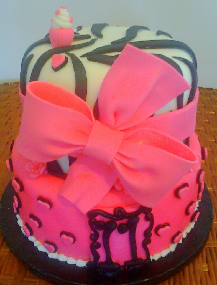 Girls Pink and Black Birthday Cake