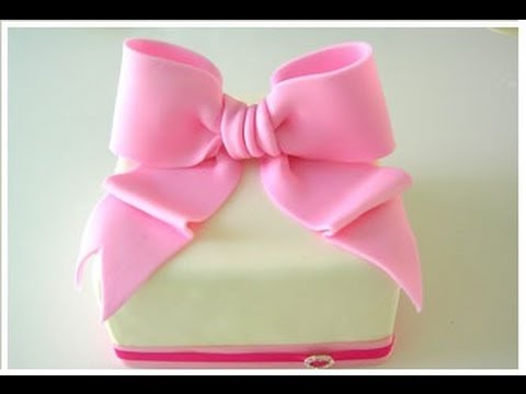 How to Make a Bow with Fondant