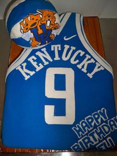 Kentucky Wildcats Basketball Birthday Cake