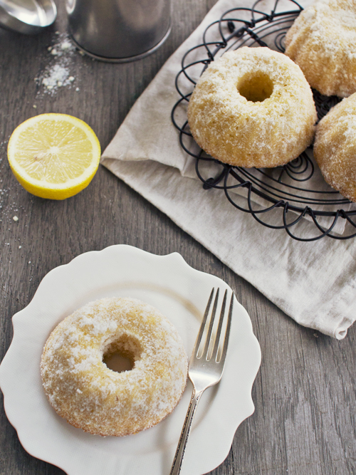 Lemon Mini Bundt Cakes Sugar