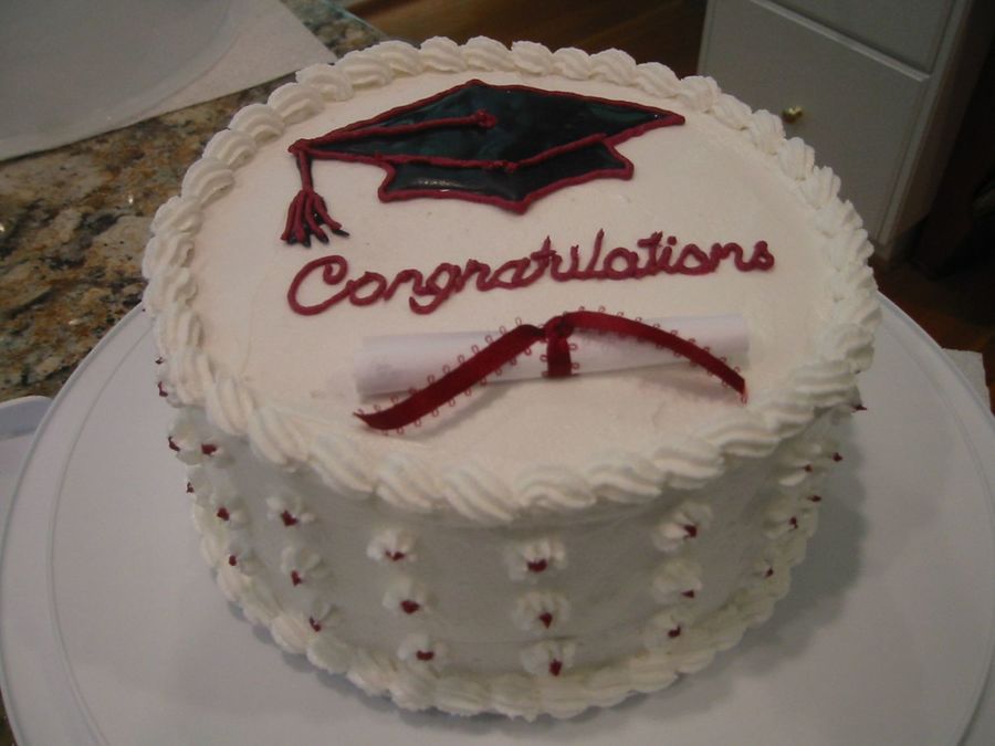 Round Graduation Cake